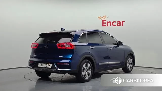 Kia Niro id 2981702 из Кореи 12