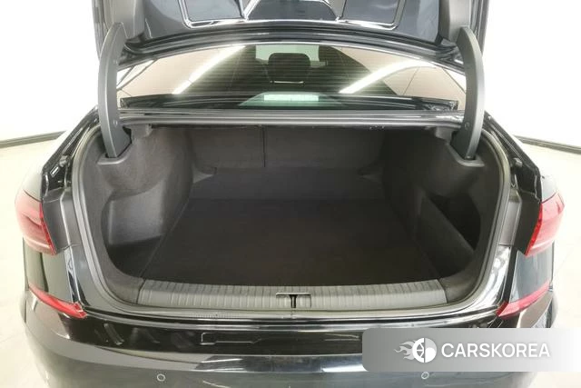 Volkswagen Passat id 4182718 из Китая 9