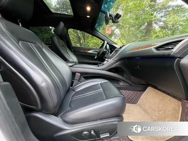 Lincoln MKZ id 3902311 из Китая 9