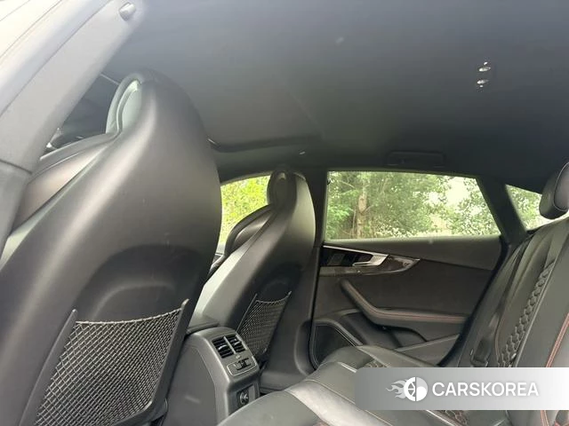 Audi RS 5 2021 Темно-серый из Китая, фото 2
