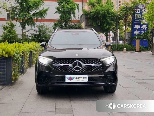 Mercedes-Benz GLC 2024 Черный из Китая, фото 2