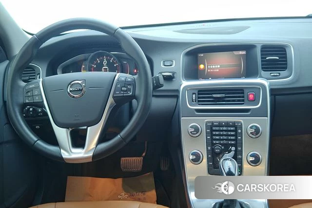 Volvo S60 id 3919318 из Китая 9