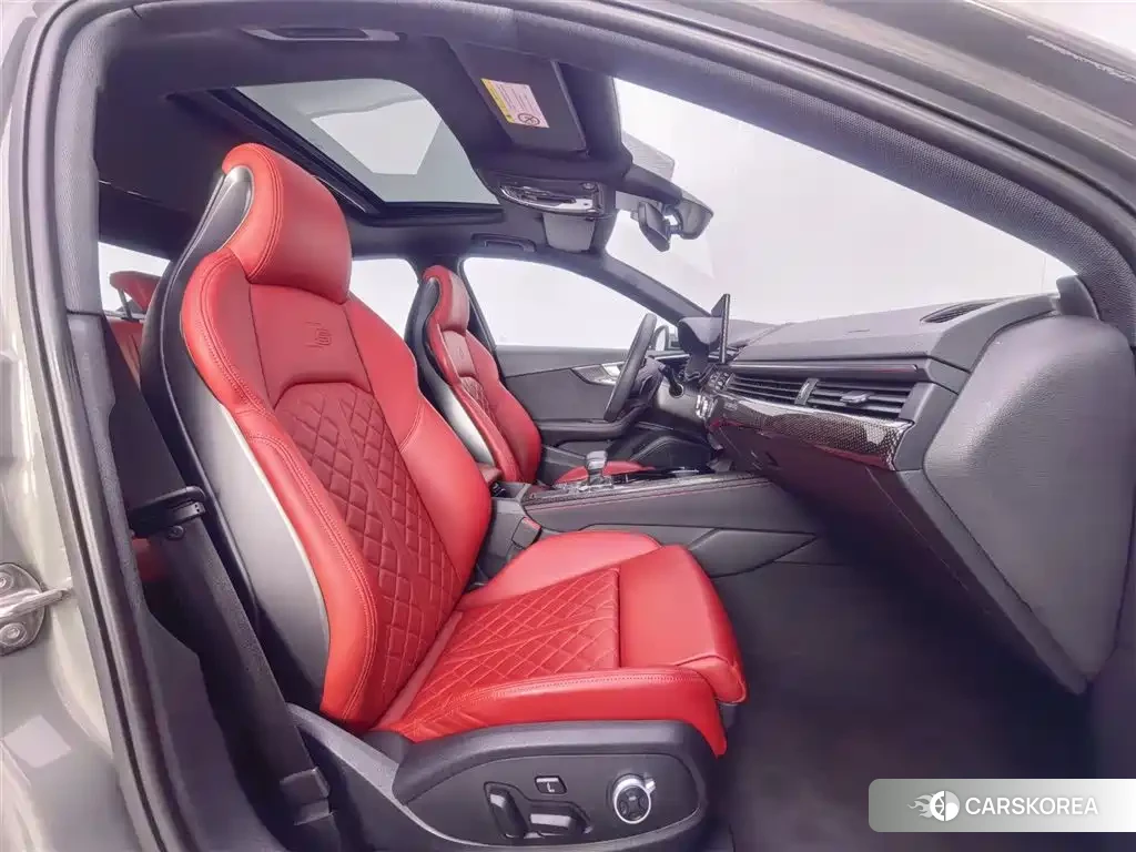 Audi S4 id 4570350 из Китая 12