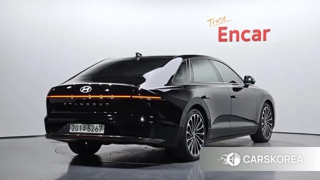 Hyundai Grandeur (GN7) id 3538947 из Кореи 12