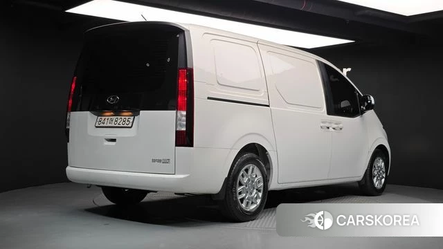 Hyundai Staria id 4763702 из Кореи 12
