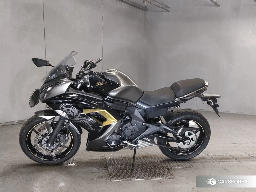 Проданный Kawasaki NINJA 400 2018 из Японии, фото 2