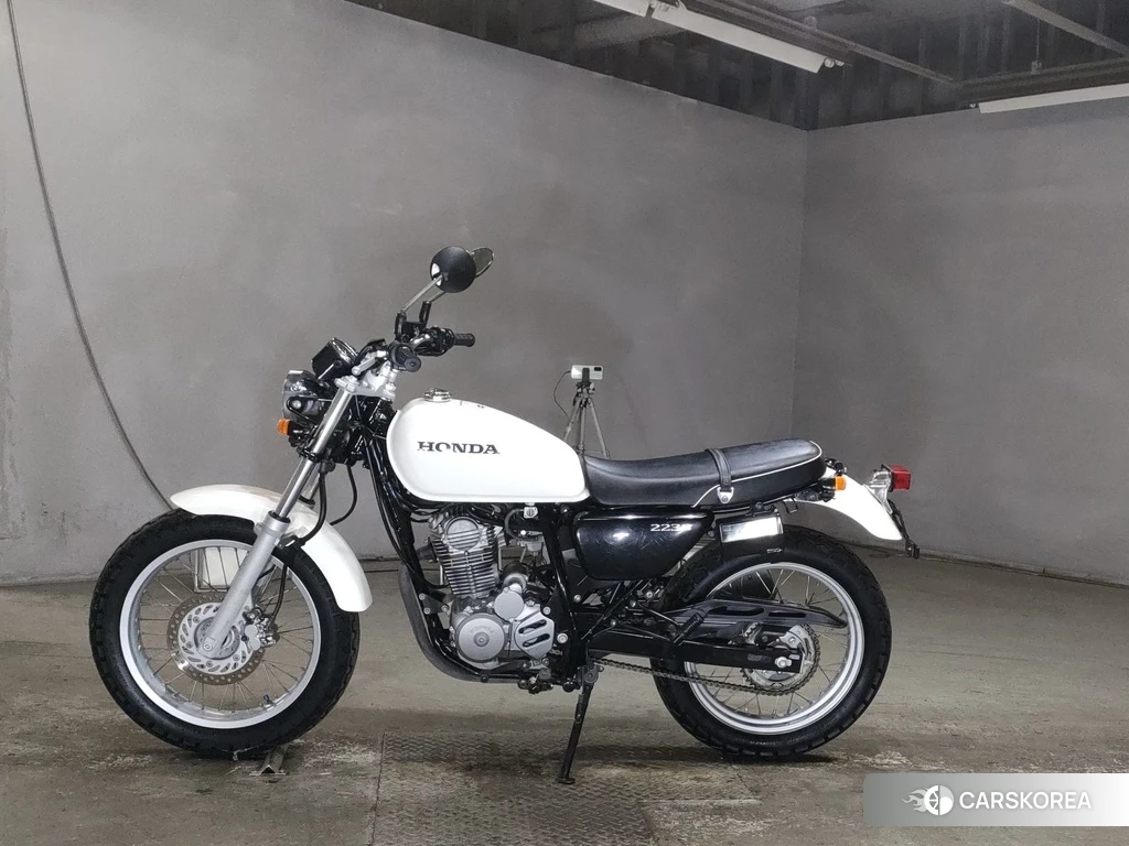 Проданный Honda CB223S 2015 из Японии, фото 2