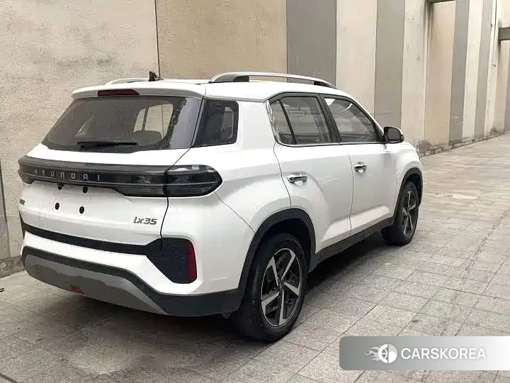 Hyundai ix35 2023 Белый из Китая, фото 2