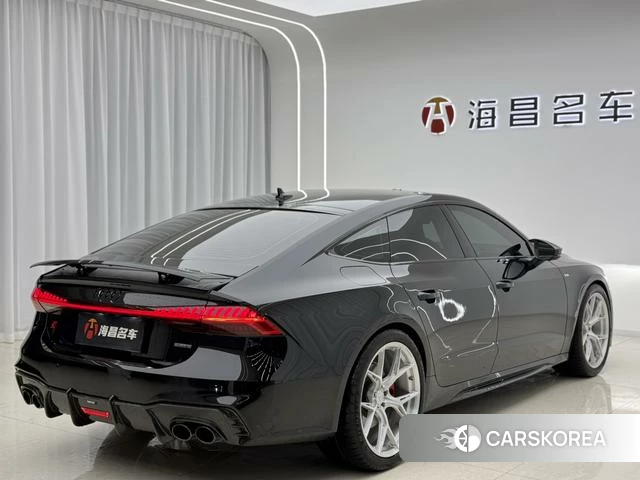 Audi A7 2023 Черный из Китая, фото 2