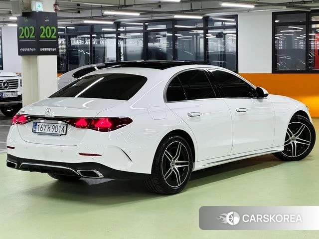 Mercedes-Benz E-Class W214 id 4756792 из Кореи 12