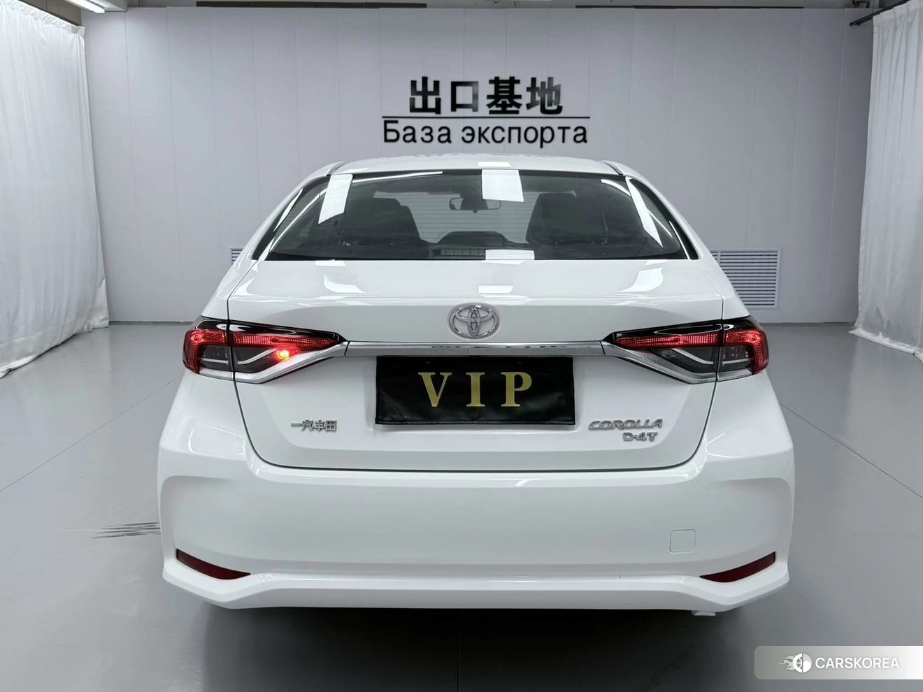 Toyota Corolla 2023 Белый из Китая, фото 2