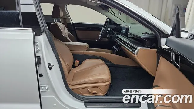 Hyundai Grandeur (GN7) id 2650214 из Кореи 12