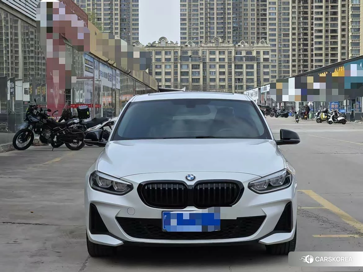 BMW 1 series 2022 Белый из Китая, фото 2