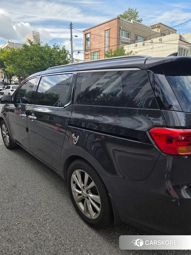 Kia The New Carnival id 4694188 из Кореи 8