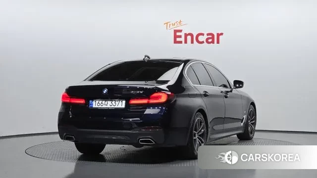 BMW 5 Series (G30) id 3415814 из Кореи 12