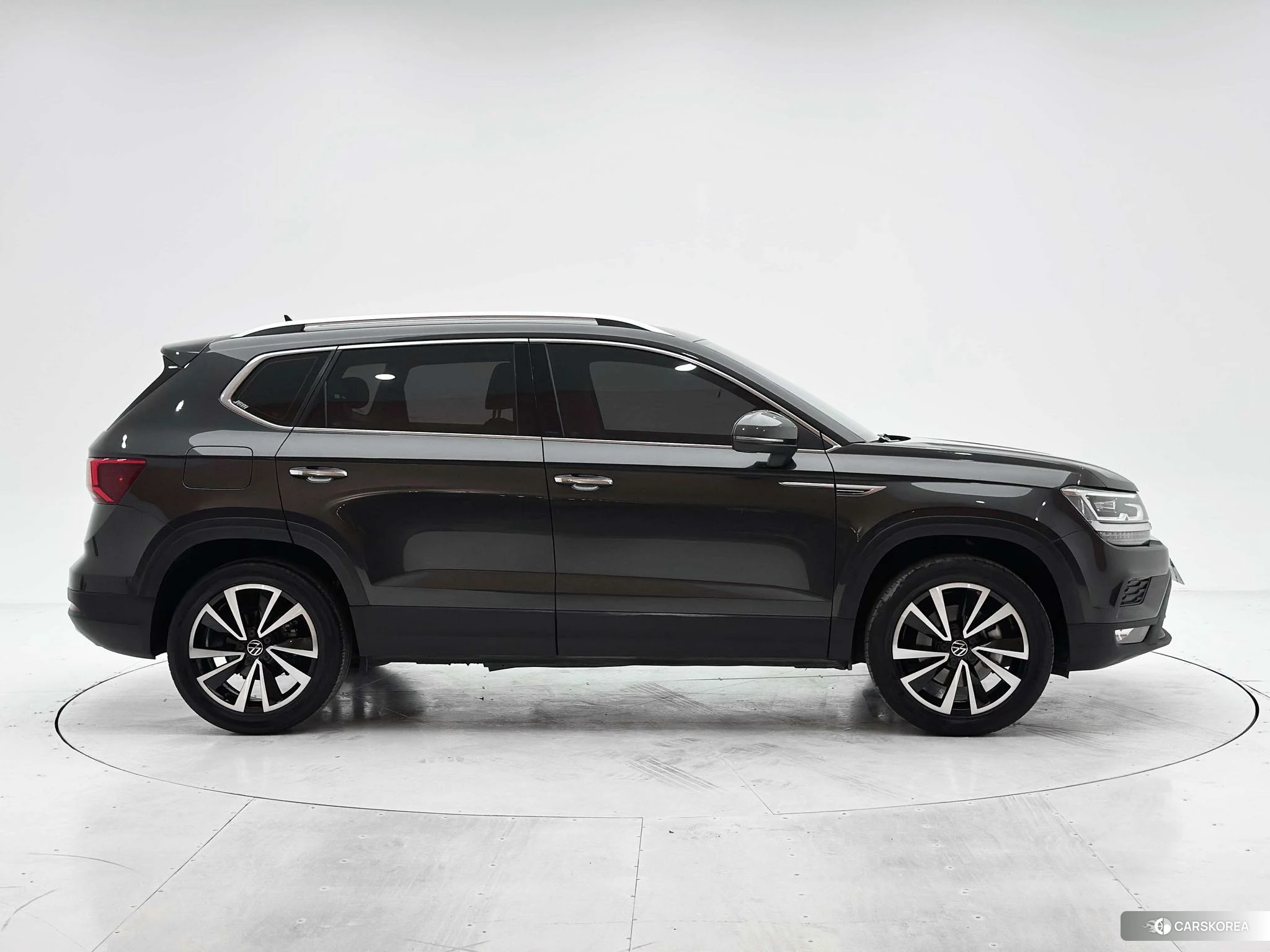 Volkswagen Tuyue id 4407234 из Китая 12