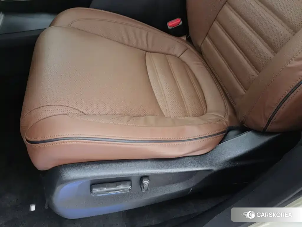 Honda UR-V id 4599817 из Китая 12
