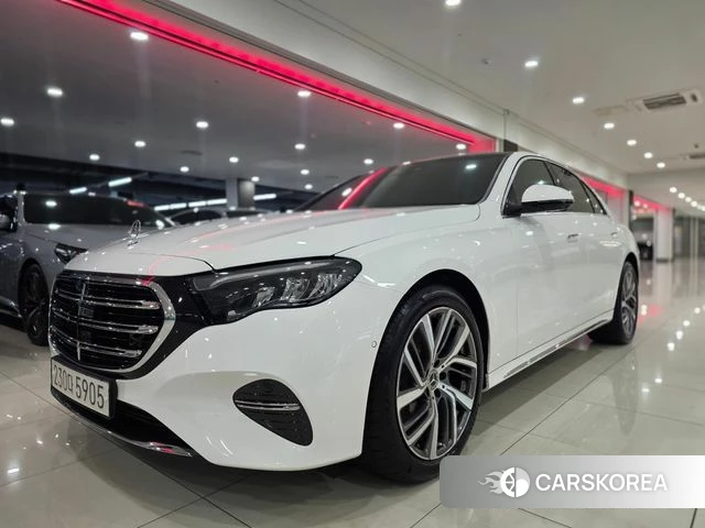 Mercedes-Benz E-Class W214 2024 Белый из Кореи, фото 6