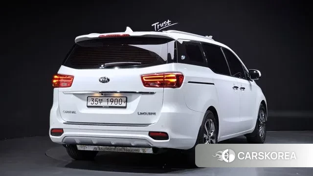 Kia The New Carnival id 3368806 из Кореи 12