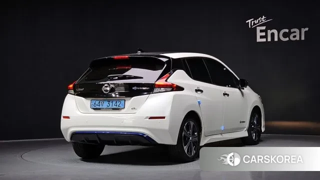 Nissan Leaf (ZE1) id 3713546 из Кореи 12