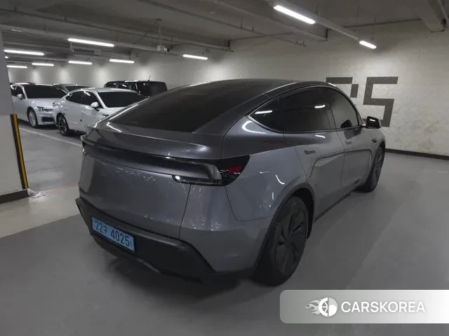Tesla Model Y id 3560037 из Кореи 12