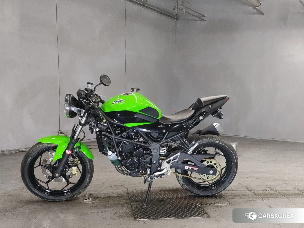 Проданный Kawasaki NINJA 250SL 2015 из Японии