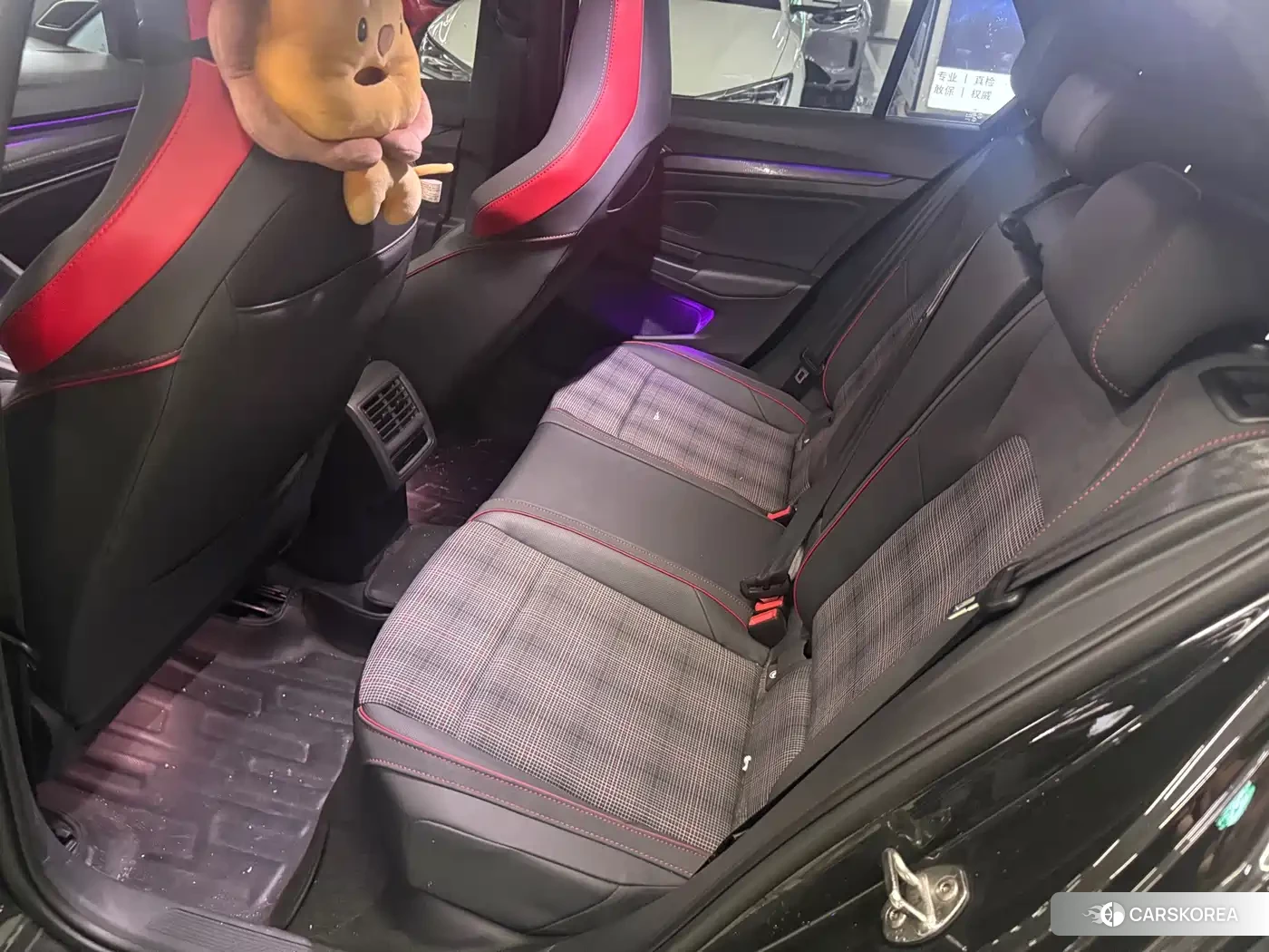 Volkswagen Golf 2023 Silver/gray из Китая, фото 2