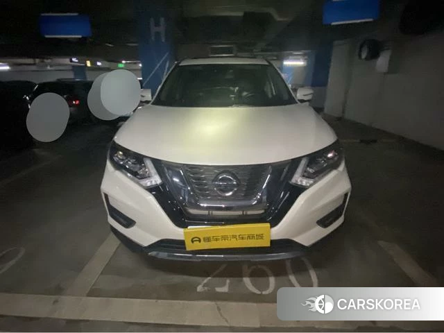 Nissan Qijun 2021 Белый из Китая, фото 2