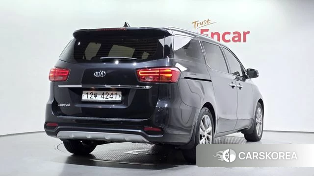 Kia The New Carnival id 4582116 из Кореи 12