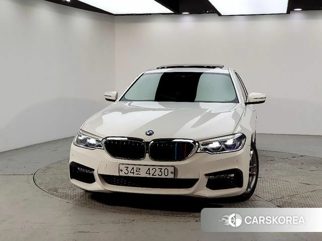 BMW 5 Series (G30) id 4403524 из Кореи 12