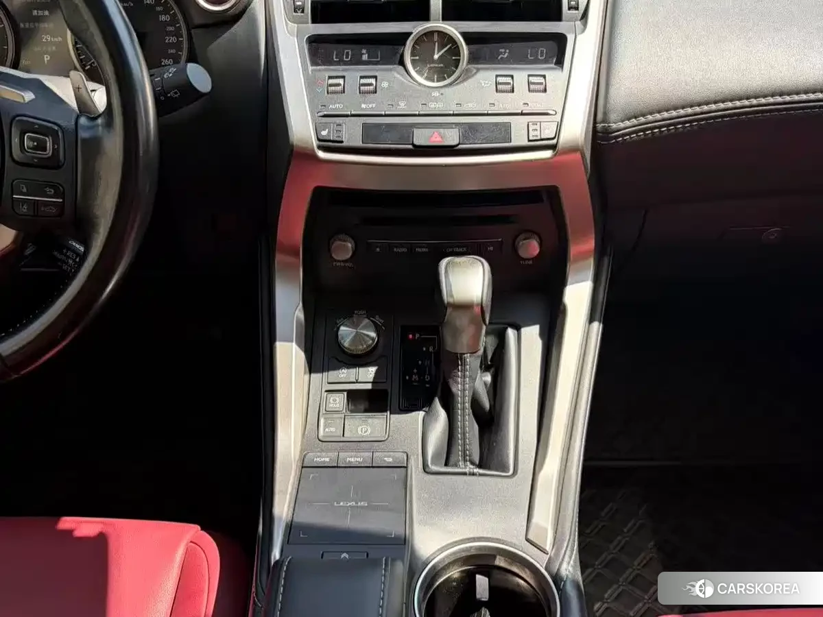 Lexus NX id 4685879 из Китая 11