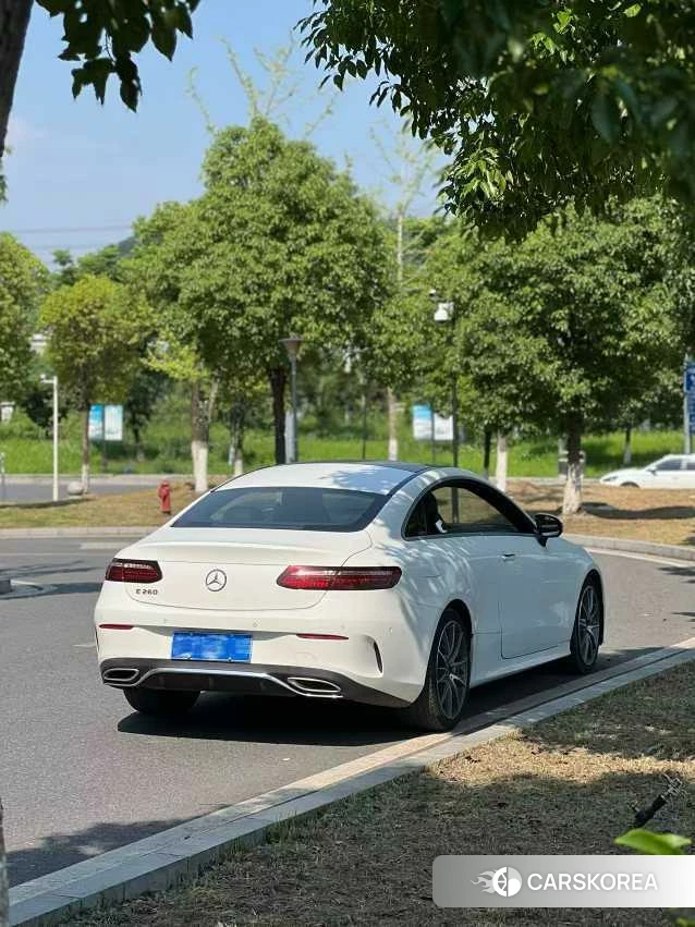 Mercedes-Benz E-class (imported) 2020 Белый из Китая, фото 2