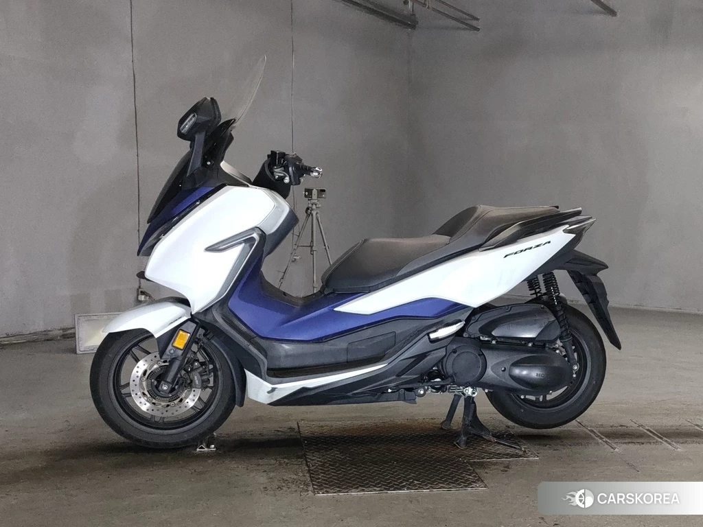 Проданный Honda FORZA 2018 из Японии