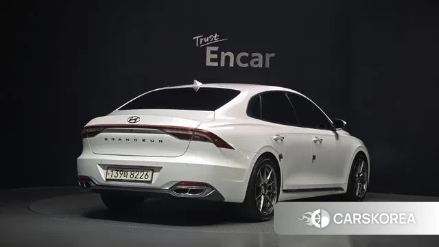 Hyundai The New Grandeur IG id 3407475 из Кореи 12