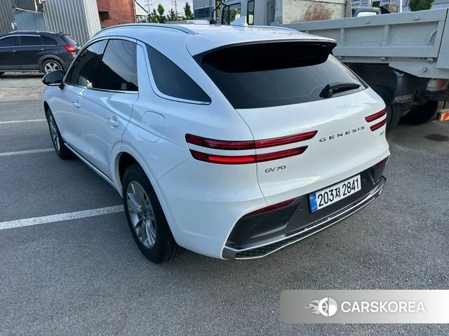 Genesis GV70 id 4601250 из Кореи 12