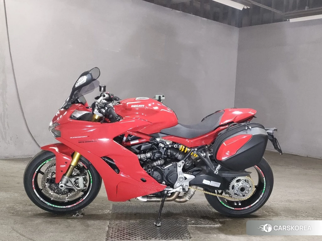 Проданный Ducati SUPERSPORT S 2018 из Японии