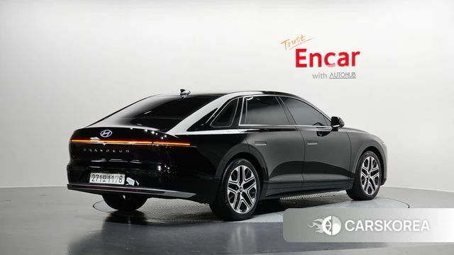 Hyundai Grandeur (GN7) id 3831875 из Кореи 12