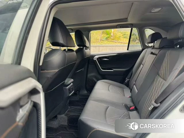 Toyota RAV4 Rongfang 2025 Белый из Китая, фото 2