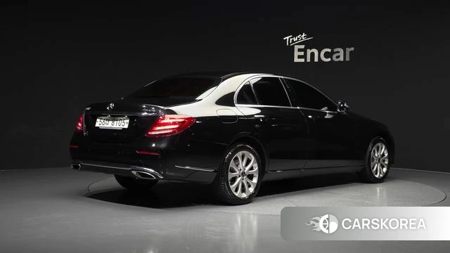 Mercedes-Benz E-Class W213 id 4698973 из Кореи 12