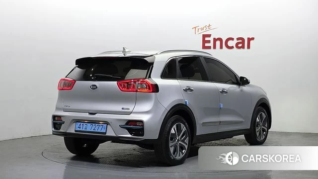 Kia Niro EV id 4179711 из Кореи 12