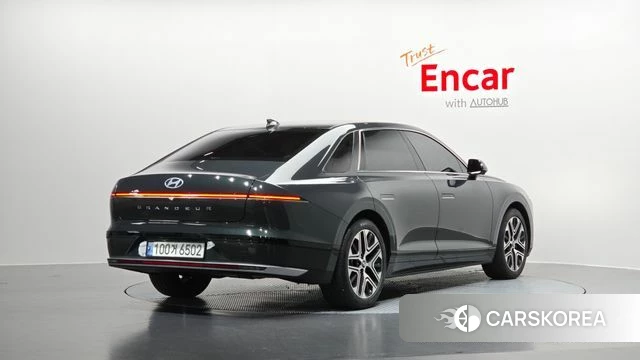 Hyundai Grandeur (GN7) id 3864656 из Кореи 12