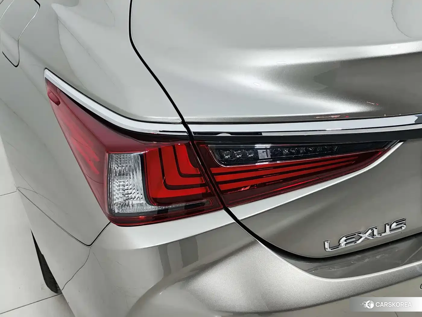 Lexus ES id 4515468 из Китая 12