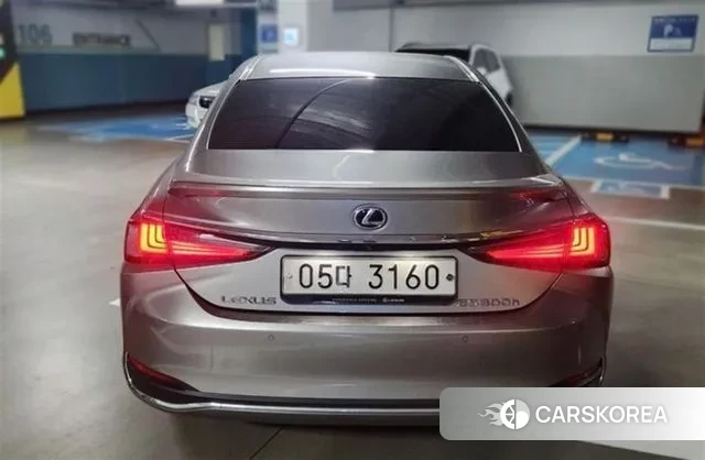 Lexus ES300h 7th generation 2018 Серый из Кореи, фото 6