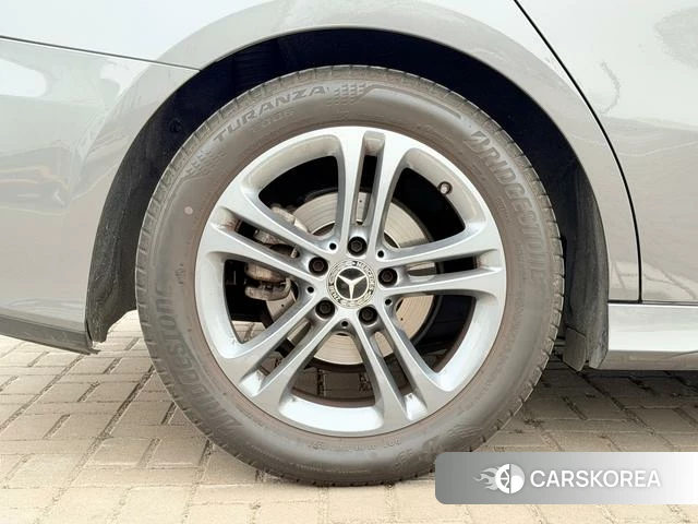 Mercedes-Benz Class A id 4264549 из Китая 12