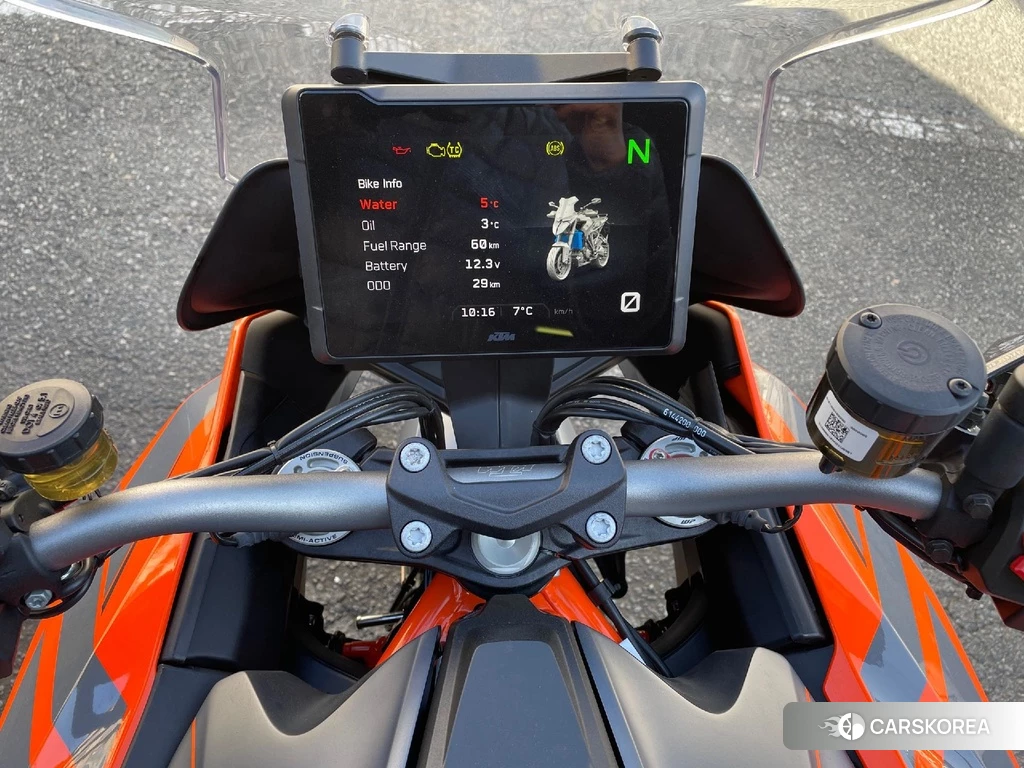 Проданный KTM 1290 SUPER DUKE GT 2022 из Японии, фото 2