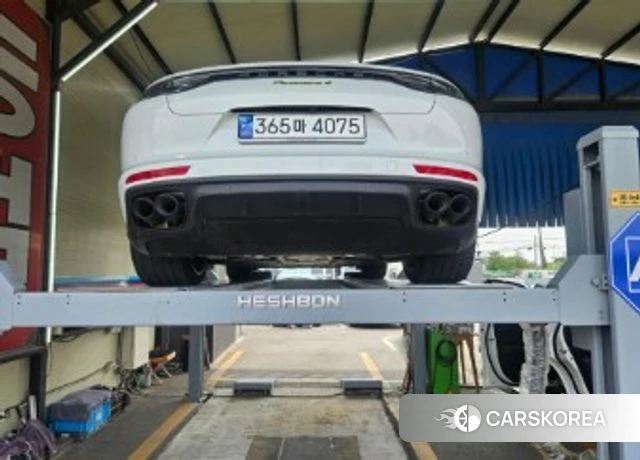 Porsche Panamera (971) 2023 Белый из Кореи, фото 2