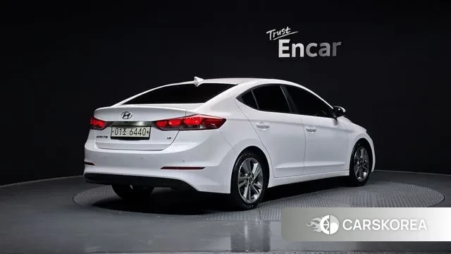 Hyundai Avante AD id 3494801 из Кореи 12