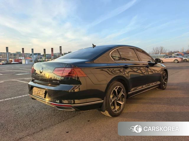 Volkswagen Magotan 2025 Черный из Китая, фото 4