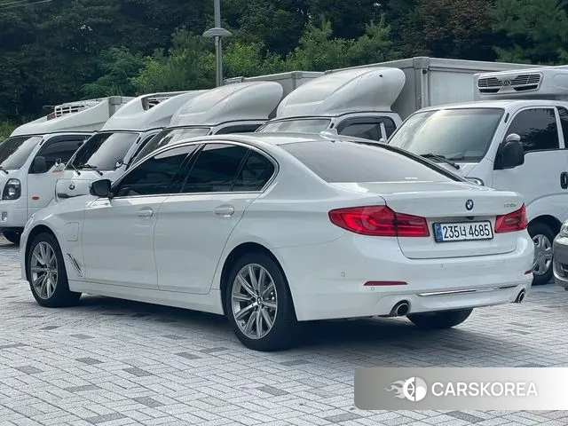 BMW 5 Series (G30) id 3018154 из Кореи 12