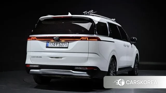 Kia Carnival 4th generation id 3390491 из Кореи 12